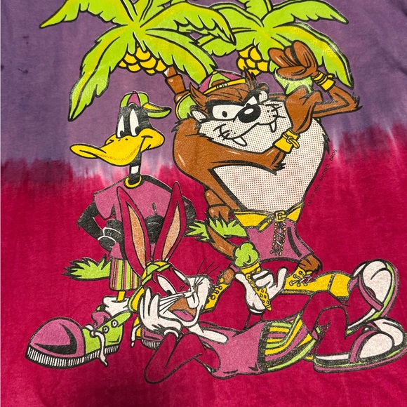 ๐๐๐ฉท๐ Looney Tunes Cartoon Graphic Tie-dye Tee - Purple and Red XXL - Picture 3 of 6